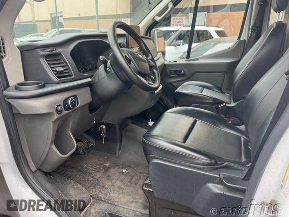 2020 Ford Transit Cargo с VIN 1FTBW3X8XLKB80889, выставлен на аукционе IAAI как лот 42835603 с пробегом 61 122 миль миль и . История ставок и продаж доступна на DreamBid. Изображение 14.