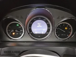 2009 Mercedes-Benz C 350 Sport с VIN WDDGF56X69R059504, выставлен на аукционе Copart как лот 62753415 с пробегом 180 759 миль миль и Чистый • Clean title. История ставок и продаж доступна на DreamBid. Изображение 9.