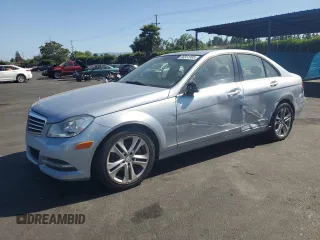 2014 Mercedes-Benz C 250 Sport с VIN WDDGF4HB7EA928583, выставлен на аукционе Copart как лот 56351995 с пробегом 133 940 миль миль и Списание • Salvage title. История ставок и продаж доступна на DreamBid. Изображение 1.