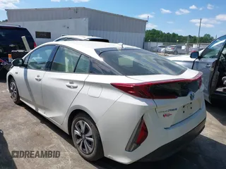 2018 Toyota Prius Plus with VIN JTDKARFP8J3101754, listed as a IAAI auction lot 42045438 with 72,317 mi miles and . Bid and sale history available at DreamBid. Image 3.