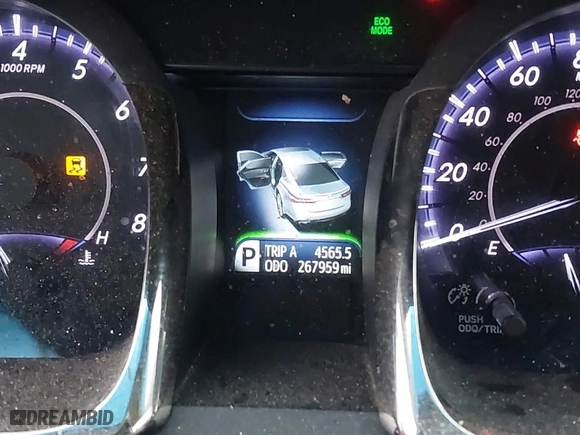 2014 Toyota Avalon Limited with VIN 4T1BK1EB4EU124593, listed as a IAAI auction lot 41064543 with 267,959 mi miles. Bid and sale history available at carsss.com. Image 15.