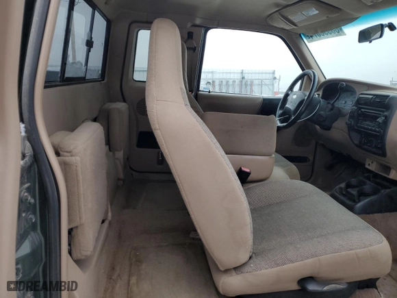 2001 Ford Ranger XL Fleet with VIN 1FTZR15U11PA44340, listed as a Copart auction lot 83996074 with 200,875 mi miles and Salvage Title. Bid and sale history available at carsss.com. Image 10.