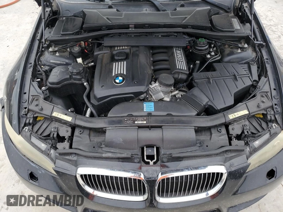 2009 BMW 3 Series 328i xDrive z VIN WBAWC33509P470248, wystawiony jako Copart lot #56747465 z przebiegiem 130 161 mil mil oraz Szkoda całkowita • Salvage title. Historia ofert i sprzedaży dostępna na DreamBid. Obrazek 11.