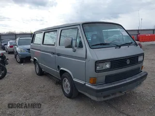 1987 Volkswagen Vanagon with VIN WV2YB0259HH061111, listed as a IAAI auction lot 41885874 with 110,514 mi miles and . Bid and sale history available at DreamBid. Image 1.