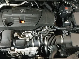2023 Acura TLX w/A-Spec Package z VIN 19UUB6F51PA004632, wystawiony jako IAAI lot #41942303 z przebiegiem 32 374 mil mil oraz . Historia ofert i sprzedaży dostępna na DreamBid. Obrazek 20.