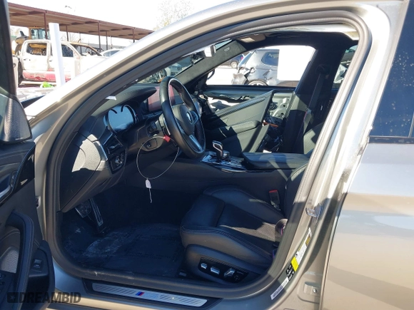 2019 BMW M5 with VIN WBSJF0C53KB448064, listed as a IAAI auction lot 41322325 with 47,694 mi miles. Bid and sale history available at carsss.com. Image 5.