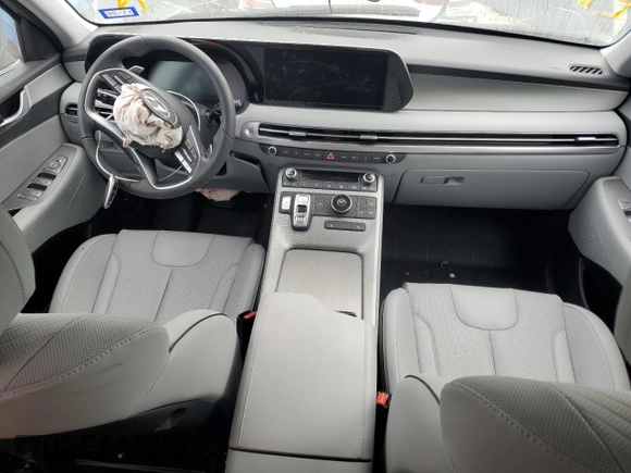 2025 Hyundai Palisade SEL z VIN KM8R24GE9SU867978, wystawiony jako Copart lot #52439355 z przebiegiem Nie podano mil oraz Szkoda całkowita • Salvage title. Historia ofert i sprzedaży dostępna na DreamBid. Obrazek 8.