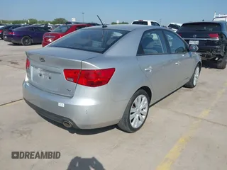 2010 Kia Forte SX с VIN KNAFW4A34A5116442, выставлен на аукционе IAAI как лот 42202552 с пробегом 133 303 миль миль и . История ставок и продаж доступна на DreamBid. Изображение 4.