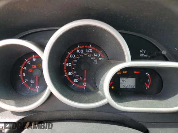 2009 Pontiac Vibe w/1SB with VIN 5Y2SP67009Z452472, listed as a Copart auction lot 64477784 with 99,119 mi miles and Clean Title. Bid and sale history available at carsss.com. Image 9.