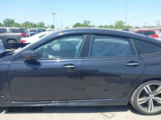 2018 BMW 6 Series 640i xDrive z VIN WBAJV6C59JBJ99570, wystawiony jako IAAI lot #42010826 z przebiegiem 85 922 mil mil oraz . Historia ofert i sprzedaży dostępna na DreamBid. Obrazek 14.