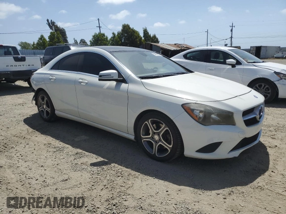 2014 Mercedes-Benz CLA 250 with VIN WDDSJ4EBXEN043882, listed as a Copart auction lot 54352585 with 171,712 mi miles and Salvage title. Bid and sale history available at DreamBid. Image 4.