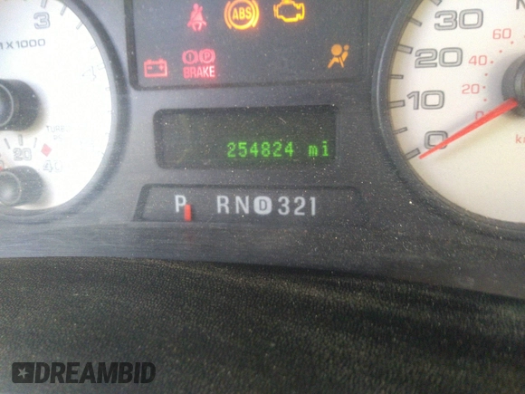 2005 Ford F-250 XL z VIN 1FTSW21565EA07042, wystawiony jako IAAI lot #41591458 z przebiegiem 254 824 mil mil oraz . Historia ofert i sprzedaży dostępna na DreamBid. Obrazek 15.
