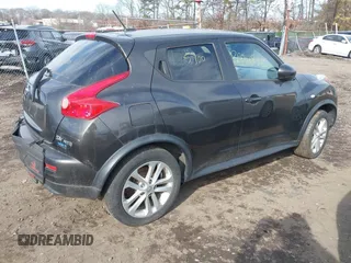 2013 Nissan Juke SL z VIN JN8AF5MV9DT215374, wystawiony jako IAAI lot #41636963 z przebiegiem Nie podano mil oraz . Historia ofert i sprzedaży dostępna na DreamBid. Obrazek 4.