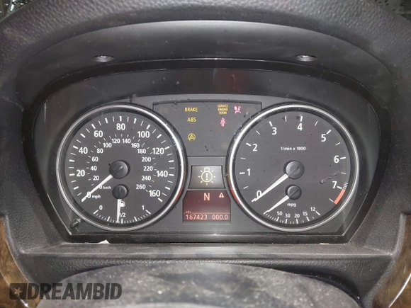 2006 BMW 3 Series 325i with VIN WBAVB13546KX50248, listed as a IAAI auction lot 41901709 with 167,423 mi miles. Bid and sale history available at carsss.com. Image 7.