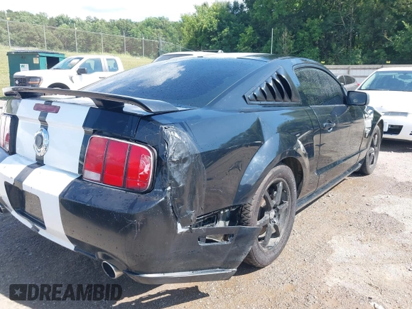 2009 Ford Mustang GT with VIN 1ZVHT82H495146300, listed as a IAAI auction lot 42603951 with 185,265 mi miles and . Bid and sale history available at DreamBid. Image 6.