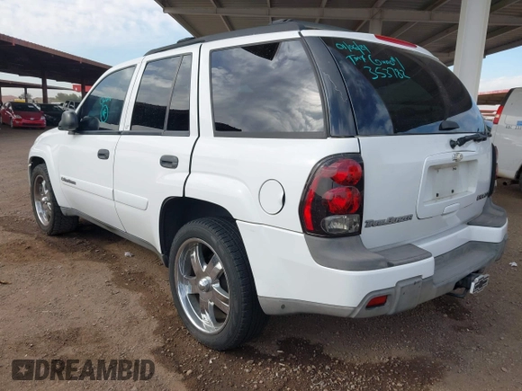 2003 Chevrolet TrailBlazer LS with VIN 1GNDS13S132353782, listed as a IAAI auction lot 41268957 with 232,055 mi miles. Bid and sale history available at carsss.com. Image 3.