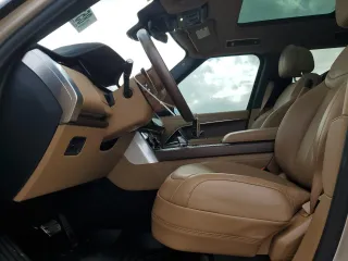 2023 Land Rover Range Rover SE z VIN SALKPBFU4PA086288, wystawiony jako Copart lot #85138344 z przebiegiem 12 345 mil mil oraz Szkoda całkowita • Salvage title. Historia ofert i sprzedaży dostępna na DreamBid. Obrazek 7.