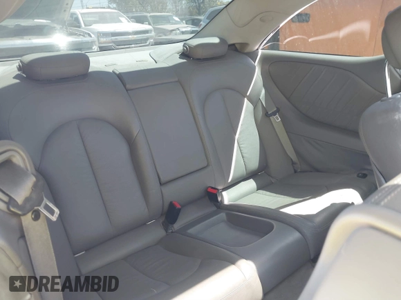 2008 Mercedes-Benz CLK 350 with VIN WDBTJ56H38F258699, listed as a IAAI auction lot 41781579 with 166,754 mi miles and . Bid and sale history available at DreamBid. Image 8.