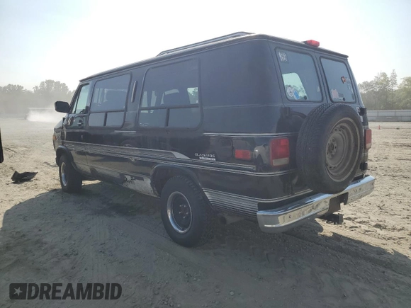 1994 Chevrolet Chevy Van z VIN 1GBEG25K3RF178166, wystawiony jako Copart lot #69173594 z przebiegiem 143 577 mil mil oraz Szkody całkowita. Historia ofert i sprzedaży dostępna na DreamBid. Obrazek 2.