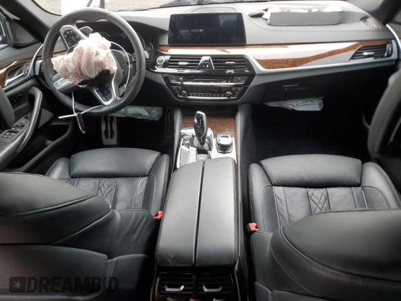 2019 BMW 5 Series M550i xDrive with VIN WBAJB9C54KB288569, listed as a Copart auction lot 58707235 with Not provided miles and Salvage title. Bid and sale history available at DreamBid. Image 8.