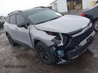 2023 Kia Sportage X-Pro Prestige z VIN 5XYK7CAF7PG104188, wystawiony jako IAAI lot #41251979 z przebiegiem 40 210 mil mil oraz . Historia ofert i sprzedaży dostępna na DreamBid. Obrazek 1.