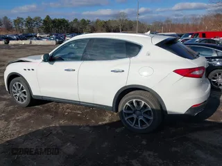 2017 Maserati Levante S z VIN ZN661YUA2HX262919, wystawiony jako IAAI lot #41243382 z przebiegiem 24 293 mil mil oraz . Historia ofert i sprzedaży dostępna na DreamBid. Obrazek 14.