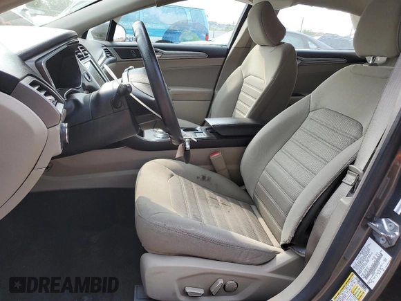 2020 Ford Fusion SE with VIN 3FA6P0HD0LR249194, listed as a Copart auction lot 59510625 with 74,932 mi miles and Salvage title. Bid and sale history available at DreamBid. Image 7.