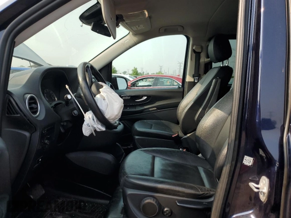 2016 Mercedes-Benz Metris Passenger with VIN WD4PG2EEXG3143840, listed as a Copart auction lot 60117425 with 153,269 mi miles and Salvage title. Bid and sale history available at DreamBid. Image 7.