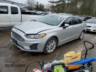 2019 Ford Fusion Hybrid SE with VIN 3FA6P0LU5KR266563, listed as a Copart auction lot 40394873 with 38,432 mi miles. Bid and sale history available at carsss.com. Image 1.
