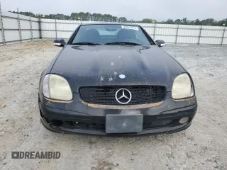 2002 Mercedes-Benz SLK-Class 2.3L Kompressor with VIN WDBKK49F22F259458, listed as a Copart auction lot 68822214 with 178,005 mi miles and Non Repairable. Bid and sale history available at carsss.com. Image 5.