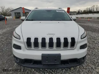 2016 Jeep Cherokee Altitude with VIN 1C4PJMCS6GW240578, listed as a Copart auction lot 53893845 with 234,431 mi miles and Clean Title. Bid and sale history available at carsss.com. Image 5.
