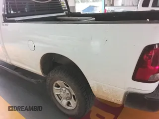 2017 Ram 2500 Tradesman z VIN 3C6TR5HT0HG771975, wystawiony jako IAAI lot #42801757 z przebiegiem 185 058 mil mil oraz . Historia ofert i sprzedaży dostępna na DreamBid. Obrazek 12.