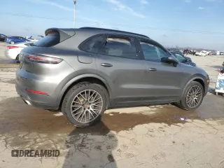 2021 Porsche Cayenne with VIN WP1AA2AY2MDA01617, listed as a Copart auction lot 44711725 with 38,663 mi miles and Salvage title. Bid and sale history available at DreamBid. Image 3.