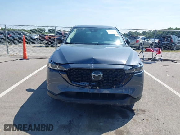2024 Mazda CX-5 2.5 S Preferred Package with VIN JM3KFBCL6R0417863, listed as a IAAI auction lot 40169217 with 8,909 mi miles. Bid and sale history available at carsss.com. Image 6.