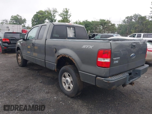 2004 Ford F-150 STX z VIN 1FTRX14W44NC09922, wystawiony jako IAAI lot #42451619 z przebiegiem 239 802 mil mil oraz . Historia ofert i sprzedaży dostępna na DreamBid. Obrazek 3.