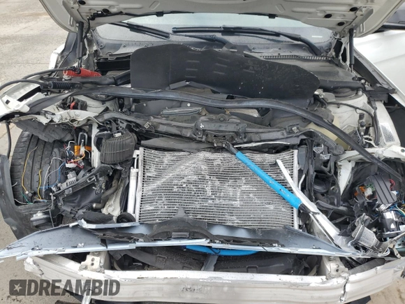 2013 BMW 3 Series 328i с VIN WBA3C1C5XDF440003, выставлен на аукционе Copart как лот 48165335 с пробегом 129 354 миль миль и Списание • Salvage title. История ставок и продаж доступна на DreamBid. Изображение 11.