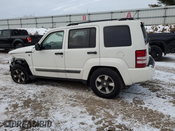 2008 Jeep Liberty Sport z VIN 1J8GN28K78W255067, wystawiony jako Copart lot #86998644 z przebiegiem 151 009 mil mil oraz Czysty tytuł • Clean title. Historia ofert i sprzedaży dostępna na DreamBid. Obrazek 2.