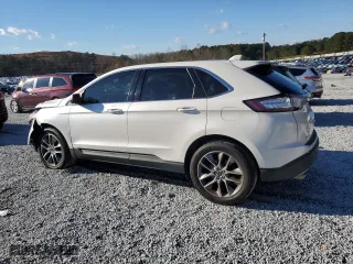 2017 Ford Edge Titanium with VIN 2FMPK3K81HBB02376, listed as a Copart auction lot 83422534 with 122,899 mi miles and Salvage Title. Bid and sale history available at carsss.com. Image 2.
