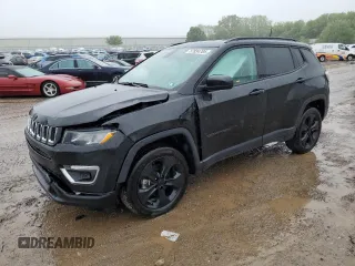 2021 Jeep Compass Altitude with VIN 3C4NJDBB7MT517572, listed as a Copart auction lot 57834785 with 23,523 mi miles and Non repairable. Bid and sale history available at DreamBid. Image 1.