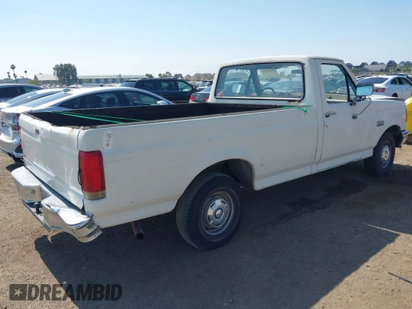 1987 Ford F-150 with VIN 1FTCF15Y3HPA17698, listed as a IAAI auction lot 42618531 with 41,731 mi miles and . Bid and sale history available at DreamBid. Image 4.