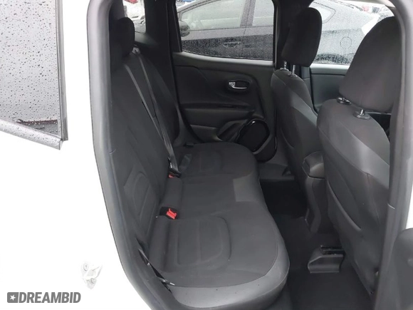 2017 Jeep Renegade Latitude with VIN ZACCJABB7HPG25287, listed as a IAAI auction lot 41642226 with 87,468 mi miles. Bid and sale history available at carsss.com. Image 8.