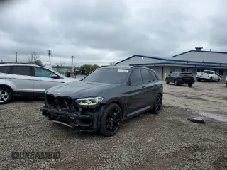 2020 BMW X3 M Competition z VIN 5YMTS0C0XL9B17548, wystawiony jako Copart lot #56528535 z przebiegiem 62 670 mil mil oraz Szkody całkowita. Historia ofert i sprzedaży dostępna na DreamBid. Obrazek 1.