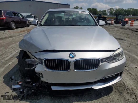 2014 BMW 3 Series 328i with VIN WBA3A5C50EP602567, listed as a Copart auction lot 57306085 with 117,561 mi miles and Salvage title. Bid and sale history available at DreamBid. Image 5.