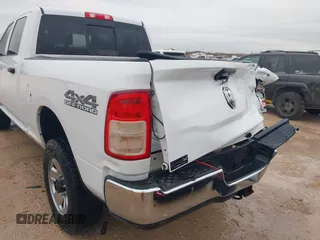 2020 Ram 2500 Tradesman with VIN 3C6UR5CJ8LG174124, listed as a IAAI auction lot 41421505 with 69,330 mi miles. Bid and sale history available at carsss.com. Image 19.
