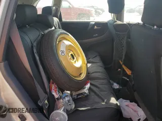 2005 Suzuki Aerio SX z VIN JS2RC61H755303931, wystawiony jako Copart lot #46796435 z przebiegiem 91 524 mil mil oraz Szkoda całkowita • Salvage title. Historia ofert i sprzedaży dostępna na DreamBid. Obrazek 11.