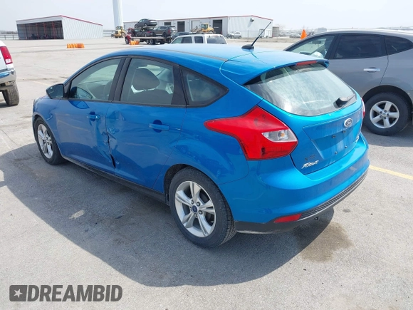 2013 Ford Focus SE with VIN 1FADP3K23DL352304, listed as a IAAI auction lot 41999944 with 106,559 mi miles. Bid and sale history available at carsss.com. Image 3.