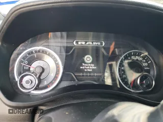 2019 Ram 2500 Laramie with VIN 3C6UR5FLXKG589053, listed as a Copart auction lot 84623114 with 0 mi miles and Salvage Title. Bid and sale history available at carsss.com. Image 9.