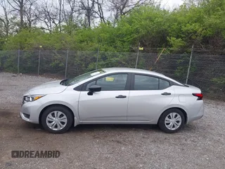 2024 Nissan Versa S with VIN 3N1CN8DV7RL869457, listed as a IAAI auction lot 42029314 with 2,922 mi miles. Bid and sale history available at carsss.com. Image 14.