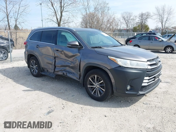 2018 Toyota Highlander SE with VIN 5TDJZRFH8JS530792, listed as a IAAI auction lot 42054634 with 272,748 mi miles and . Bid and sale history available at DreamBid. Image 1.