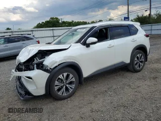 2021 Nissan Rogue SV z VIN 5N1AT3BB8MC758115, wystawiony jako Copart lot #56354565 z przebiegiem 19 490 mil mil oraz Szkoda całkowita • Salvage title. Historia ofert i sprzedaży dostępna na DreamBid. Obrazek 1.